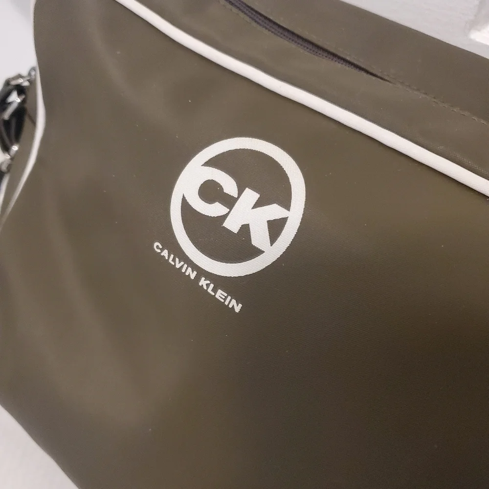 Calvin Klein calvin klein